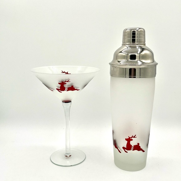 Frosted Red Reindeer Martini Christmas Glass and Shaker Set - Picture 2 of 11